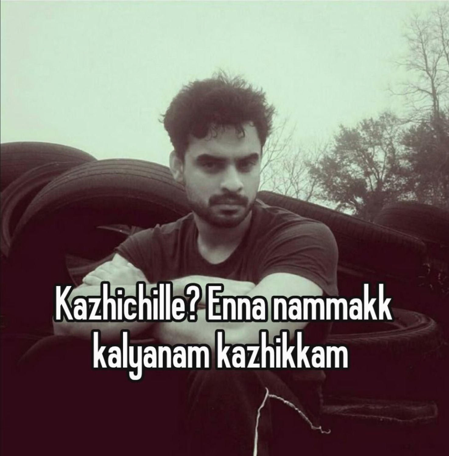 Tovino on a bench: 'Kazhichille? Enna nammakk kalyanam kazhikkam' (ate already? then let's get married)