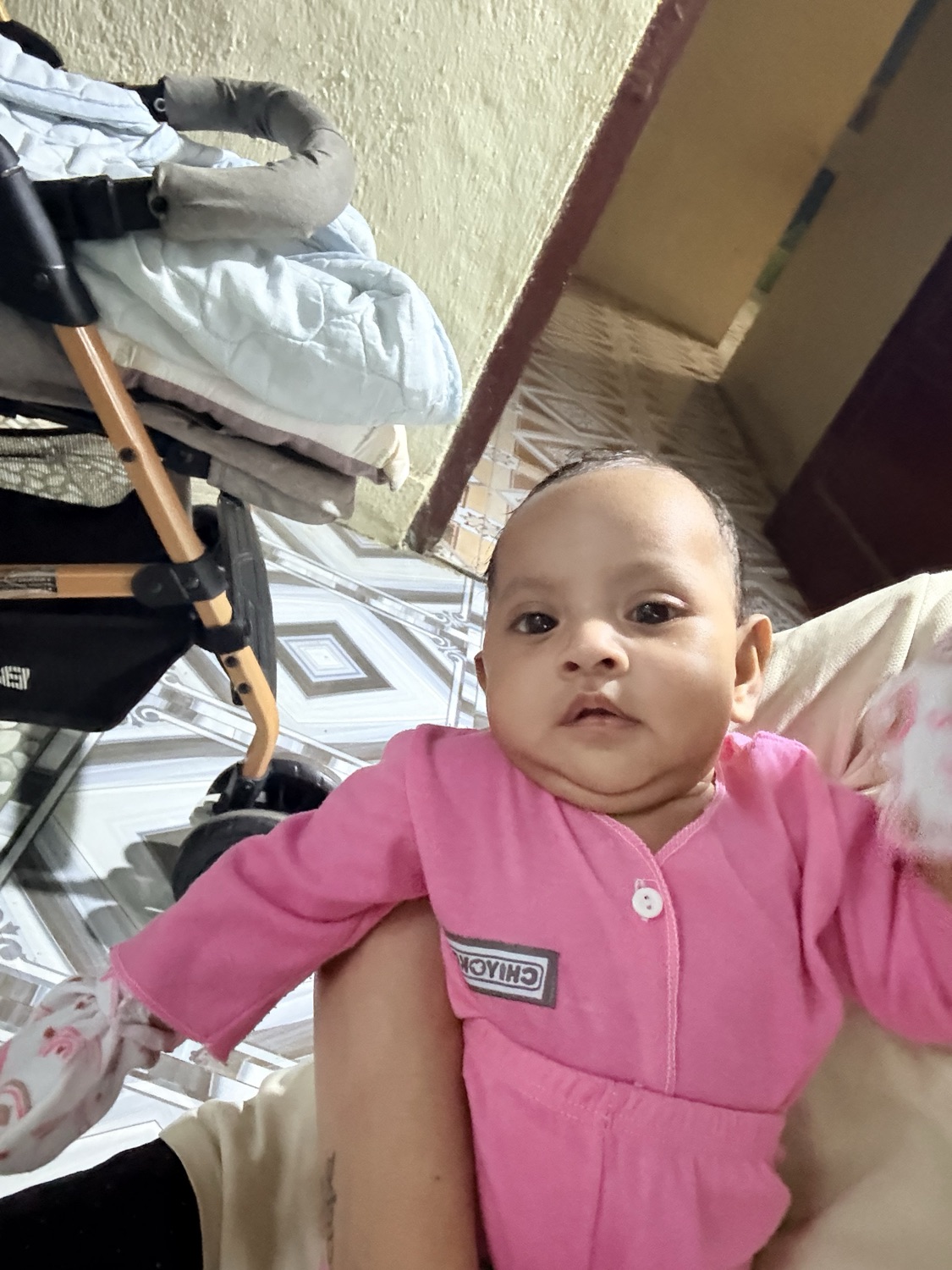tuku malu tia