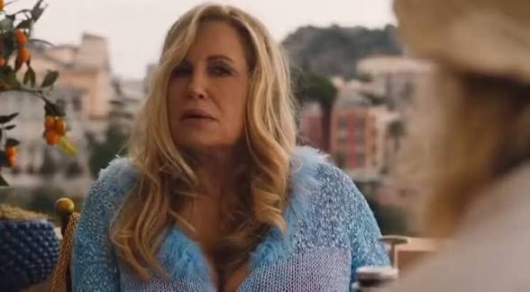 Jennifer Coolidge side eye