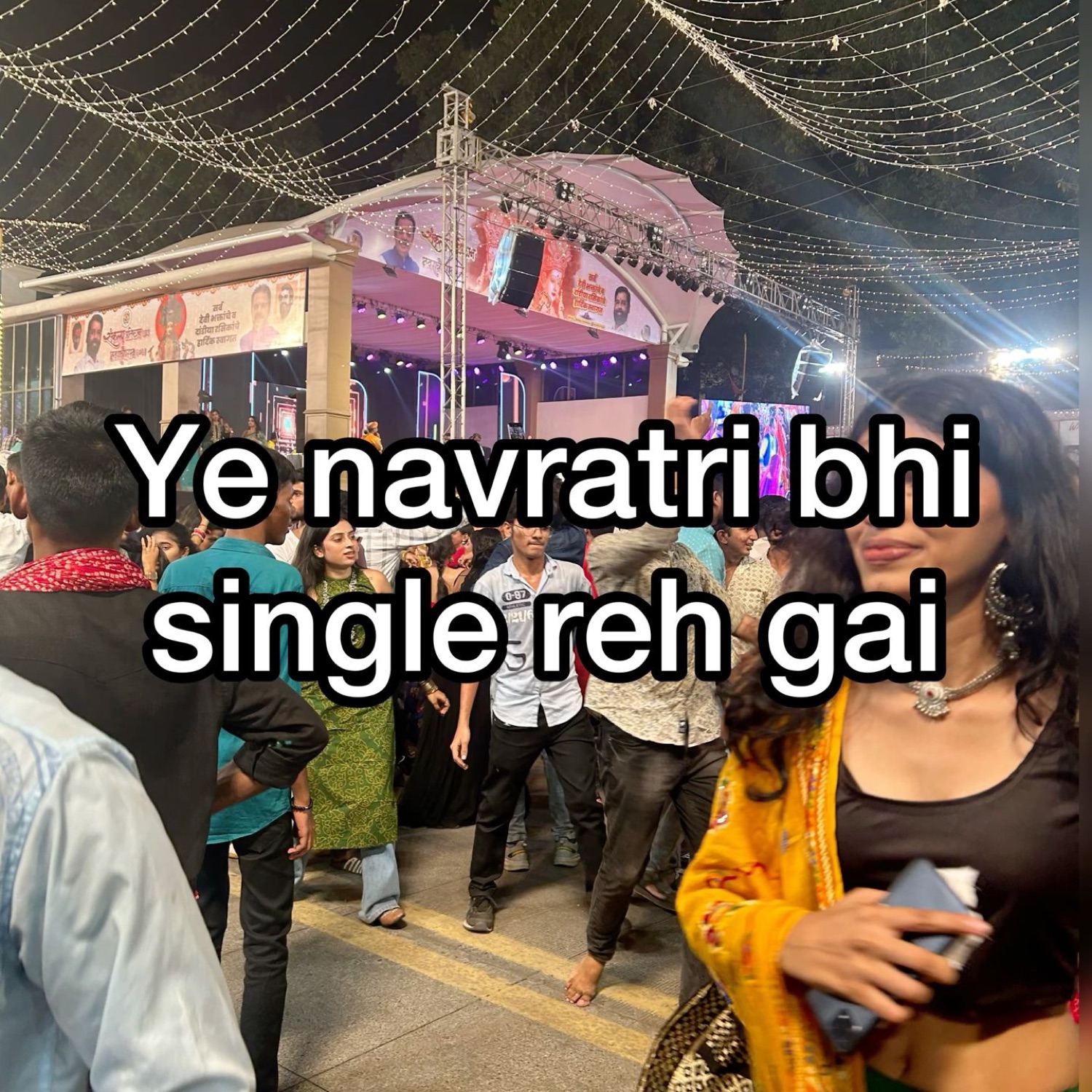 Busy garba ground: 'Ye navratri bhi single reh gai' (single again this Navratri)