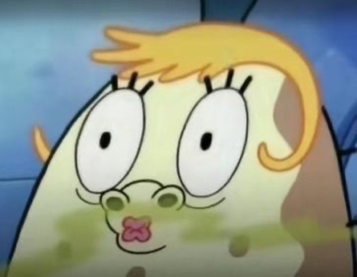 Mrs. Puff recoiling with a disgusted pucker